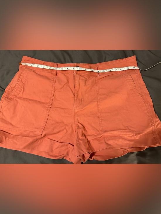 a new day Pants - Women’s size 18 Shorts